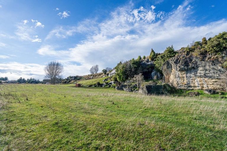 Photo of property in 1270 Clifden Highway, Orawia, Otautau, 9691