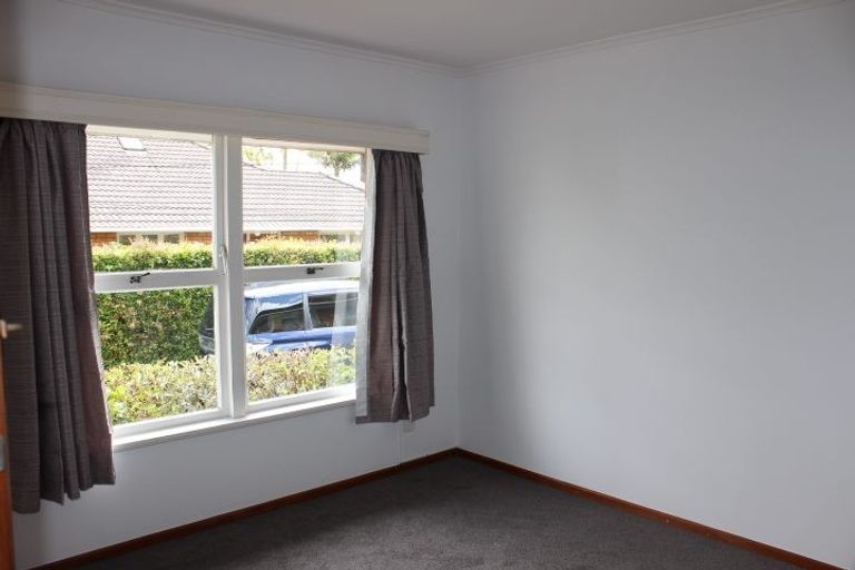 Photo of property in 1/13 Stanley Avenue, Milford, Auckland, 0620