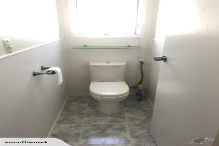 Photo of property in 36 Lisa Rise, Half Moon Bay, Auckland, 2012