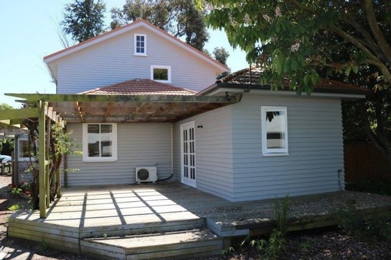 Photo of property in 59 Northcote Road, Northcote, Christchurch, 8052