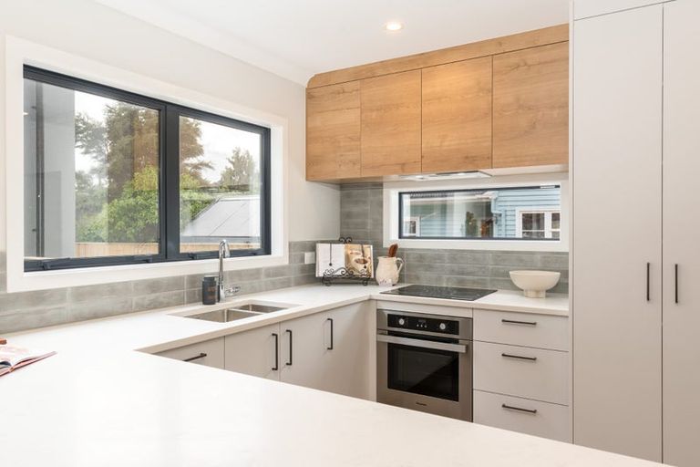 Photo of property in 20b Korau Grove, Stokes Valley, Lower Hutt, 5019