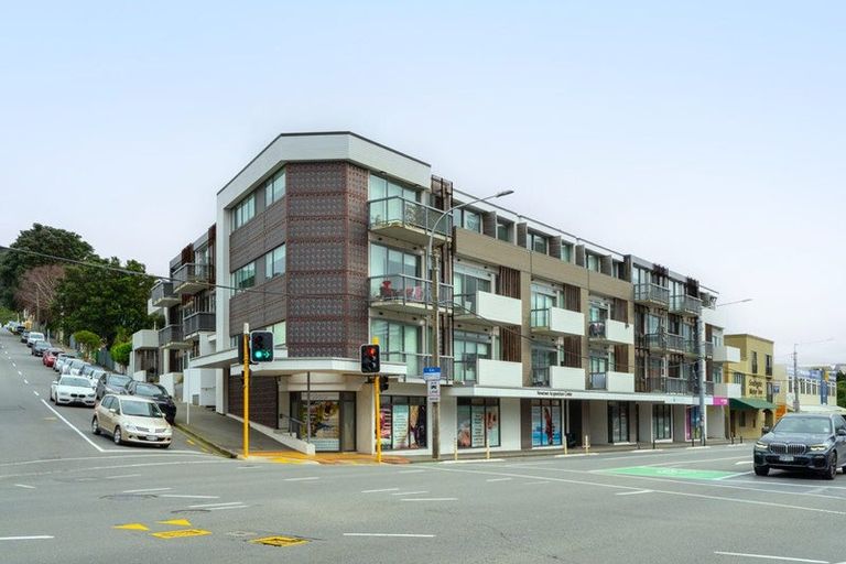 Photo of property in Masina Apartments, 204/80 Riddiford Street, Newtown, Wellington, 6021