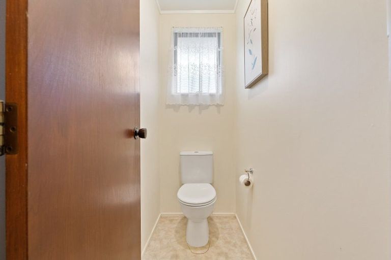 Photo of property in 1a Heath Street, St Andrews, Hamilton, 3200