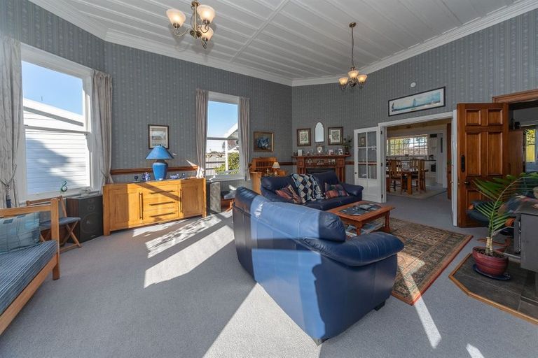 Photo of property in 27 Pukepapa Road, Marton, 4710