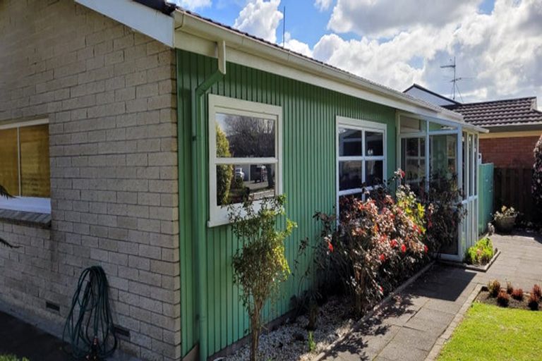 Photo of property in 1/49 East Street, Papakura, 2110