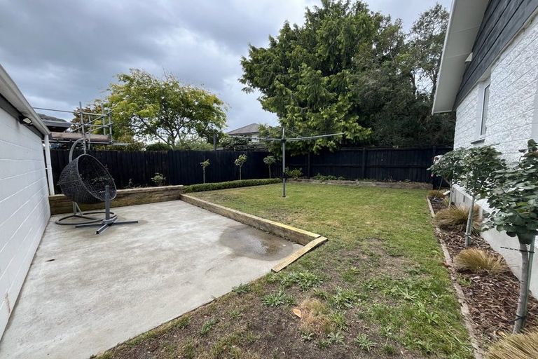 Photo of property in 2/28 Ingrid Street, Parklands, Christchurch, 8083