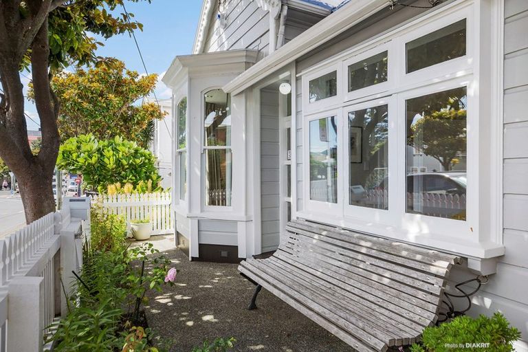 Photo of property in 53 Brougham Street, Mount Victoria, Wellington, 6011