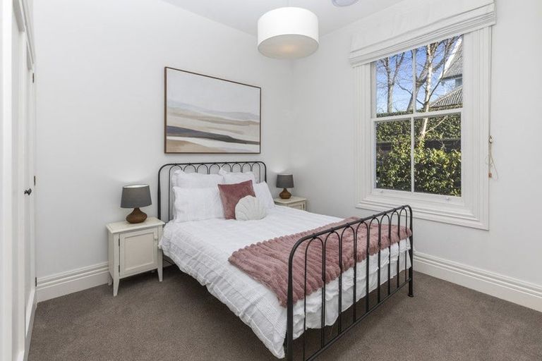 Photo of property in 41 Leinster Road, Merivale, Christchurch, 8014