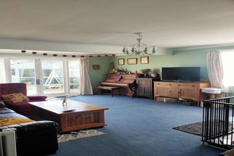 Photo of property in 1145 High Street, Taita, Lower Hutt, 5011