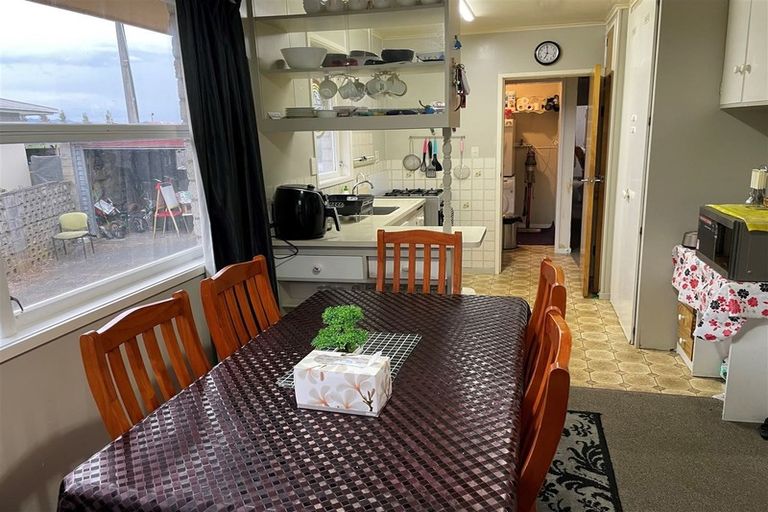 Photo of property in 39 Rhonda Avenue, Deanwell, Hamilton, 3206