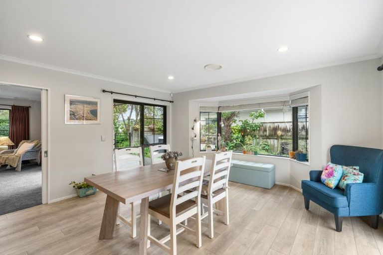 Photo of property in 6 Nimmo Avenue, Waikanae, 5036