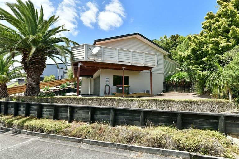 Photo of property in 3 Ngahere Views, Orewa, 0931