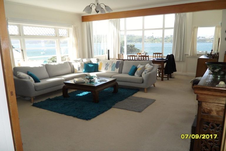Photo of property in 480 Evans Bay Parade, Hataitai, Wellington, 6021