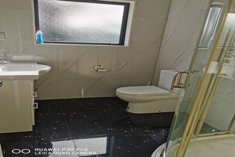 Photo of property in 21b Glen Norman Avenue, Henderson, Auckland, 0610