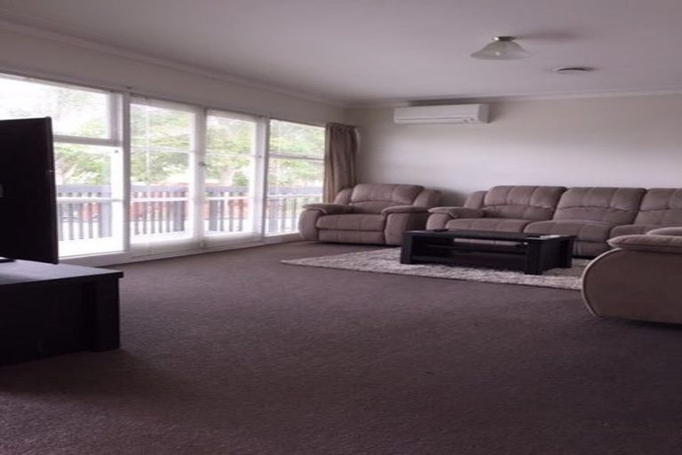 Photo of property in 1a Pelorus Place, Pakuranga, Auckland, 2010