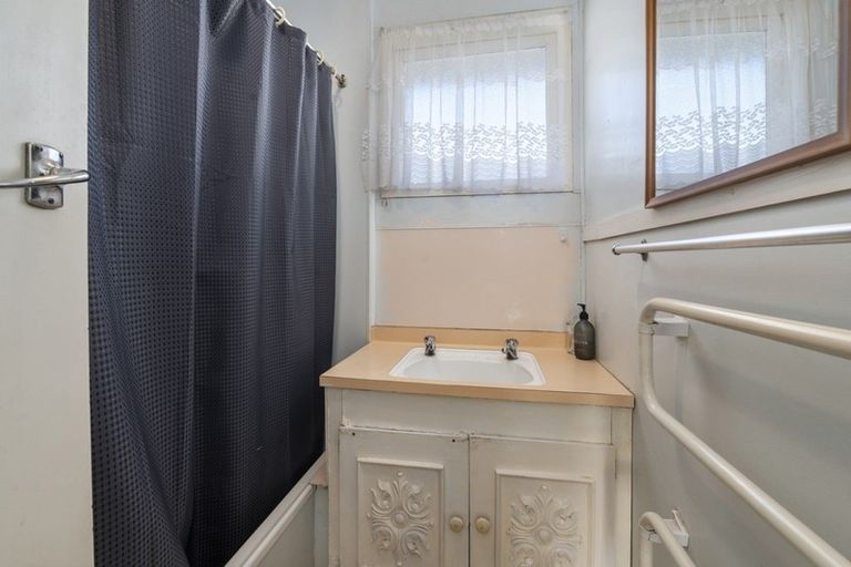 Photo of property in 11 Byron Grove, Owhata, Rotorua, 3010