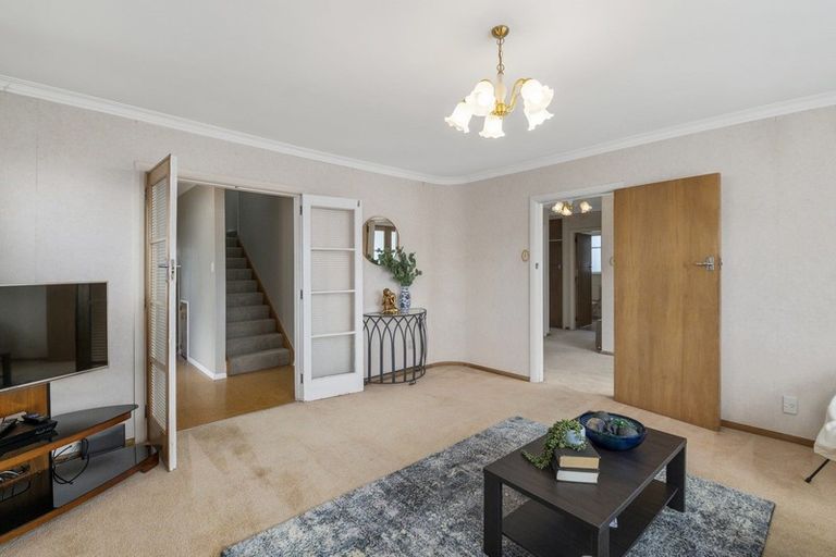 Photo of property in 36 Winchester Street, Levin, 5510