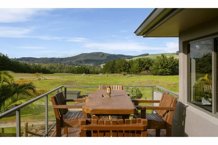 Photo of property in 4/864 Whangamata Road, Kinloch, Taupo, 3377