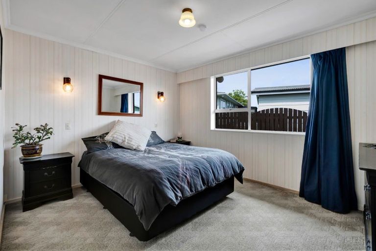 Photo of property in 2 Adrian Street, Stratford, 4332