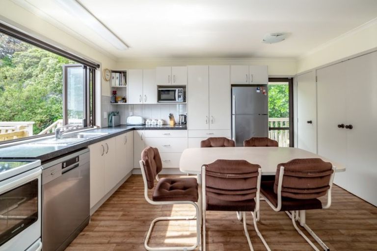 Photo of property in 3129 Mangatoetoe Grove, Cape Palliser, Pirinoa, 5772