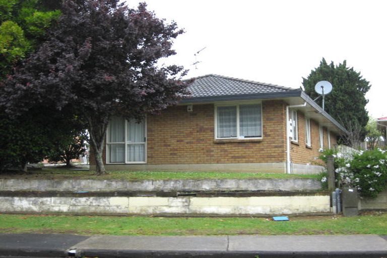 Photo of property in 17 Park Estate Road, Rosehill, Papakura, 2113
