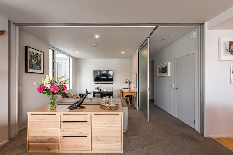 Photo of property in Trinity Apartments, 402/19 College Street, Te Aro, Wellington, 6011