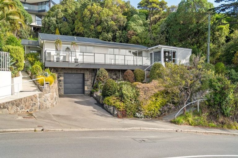 Photo of property in 14 Saint Andrews Hill Road, Mount Pleasant, Christchurch, 8081