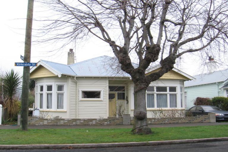 Photo of property in 27 Kirkcaldy Street, South Dunedin, Dunedin, 9012