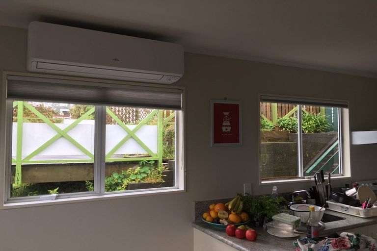 Photo of property in 58a Warwick Street, Wilton, Wellington, 6012