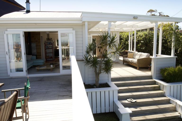 Photo of property in 9 Sea View Road, Leigh, Warkworth, 0985