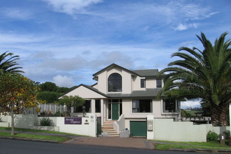 Photo of property in 50 Somerville Road, Shelly Park, Auckland, 2014
