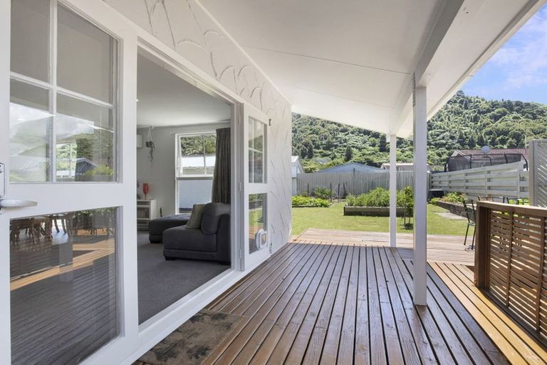 Photo of property in 186 California Drive, Totara Park, Upper Hutt, 5018