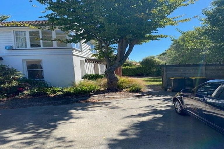 Photo of property in 27 Ilam Road, Upper Riccarton, Christchurch, 8041