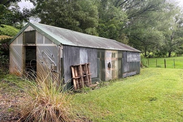 Photo of property in 6 Phillips Road, Dome Forest, Warkworth, 0981