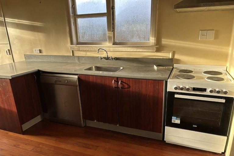 Photo of property in 17 Flay Crescent, Burnside, Christchurch, 8053