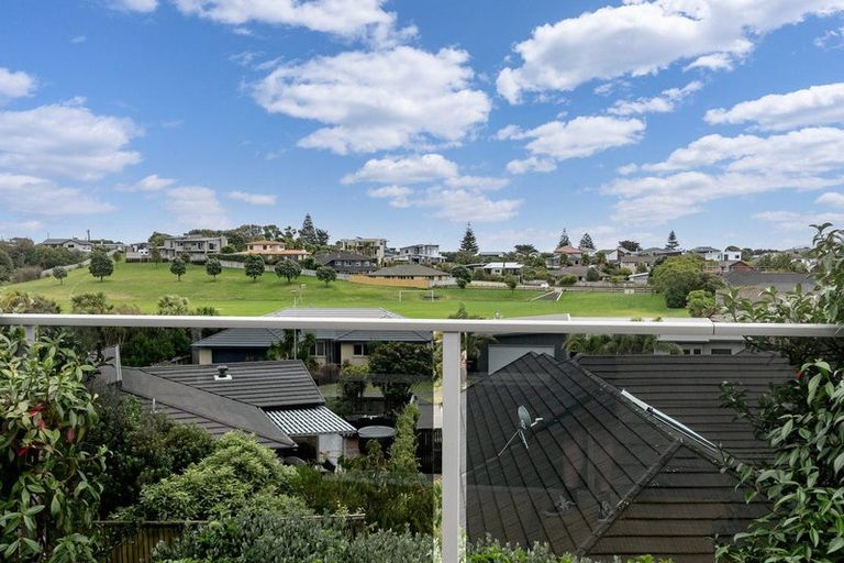 Photo of property in 11 Beckett Lane, Raumati Beach, Paraparaumu, 5032