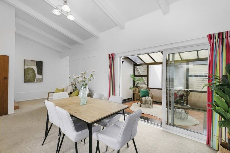 Photo of property in 76a Wai-iti Crescent, Woburn, Lower Hutt, 5010