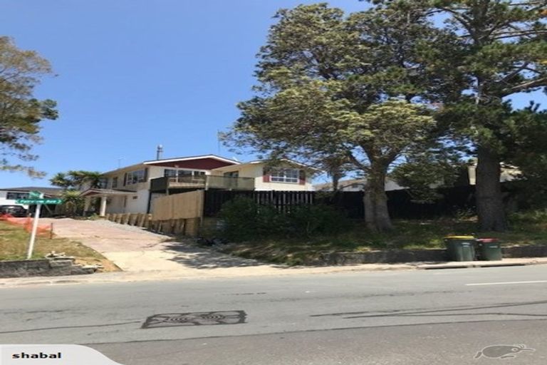 Photo of property in 91 Fairview Avenue, Fairview Heights, Auckland, 0632