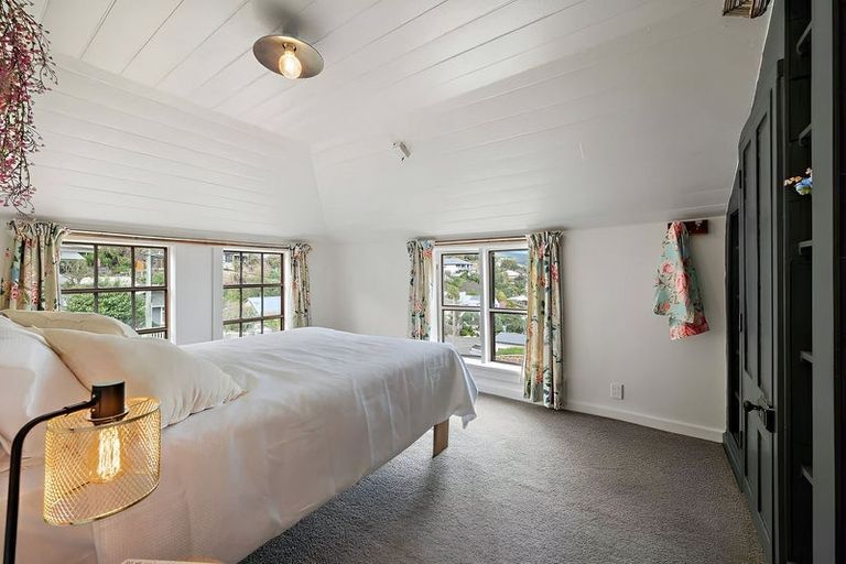 Photo of property in 2a Ripon Street, Lyttelton, 8082