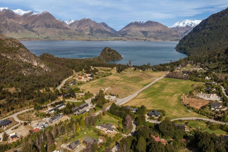 Photo of property in 10 Cove Lane, Mount Creighton, Queenstown, 9371