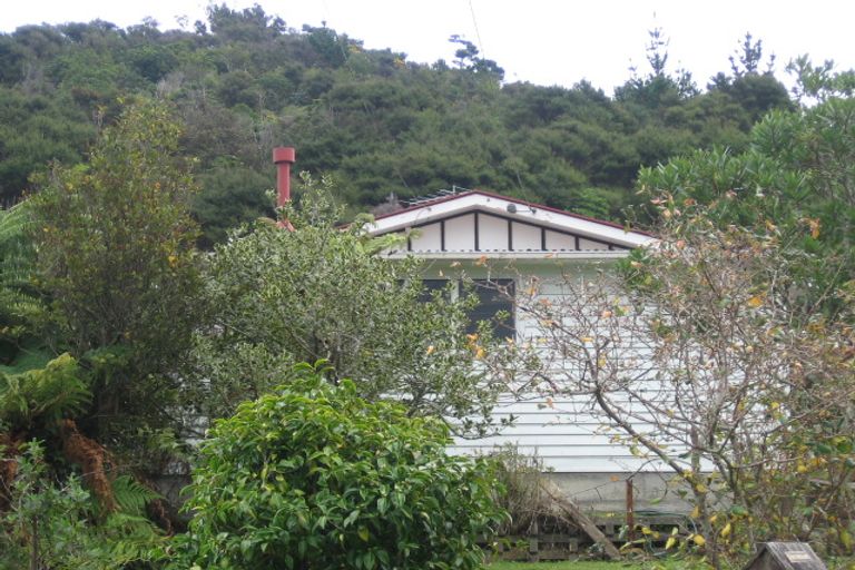 Photo of property in 85 Bird Grove, Stokes Valley, Lower Hutt, 5019