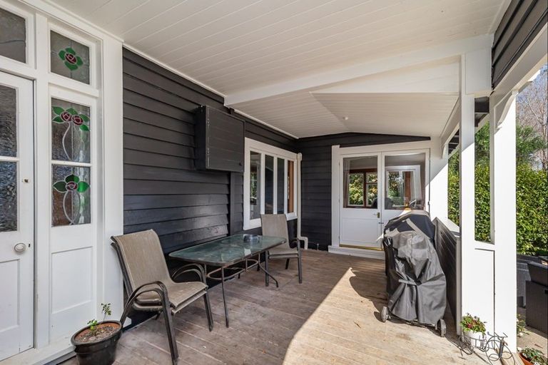 Photo of property in 73 Wakefield Road, Levin, 5571