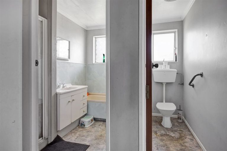 Photo of property in 2 Sole Avenue, Bell Block, New Plymouth, 4312