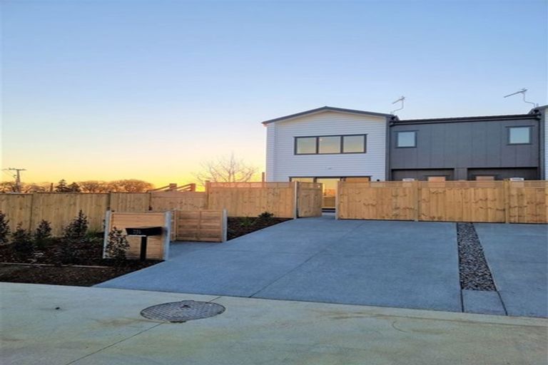 Photo of property in 1d Falabella Lane, Karaka, Papakura, 2113