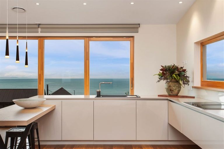 Photo of property in 6 Sowerby Place, Richmond Hill, Christchurch, 8081