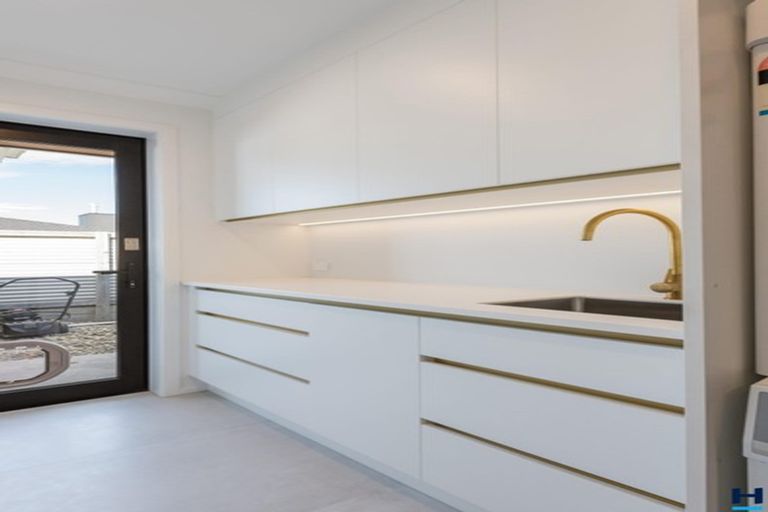 Photo of property in 4 Puketutu Grove, Motueka, 7120