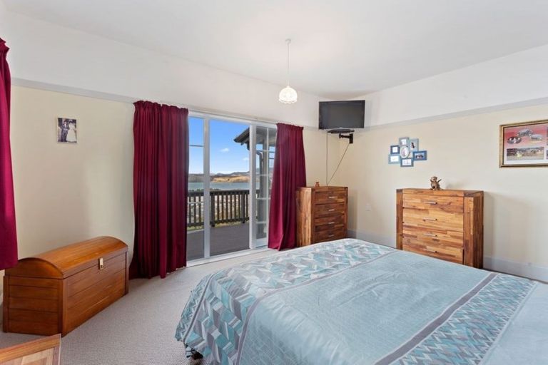 Photo of property in 6 Dudley Road, Lyttelton, 8082