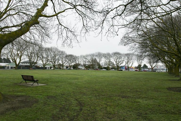 Photo of property in 21 Mona Square, Ashburton, 7700