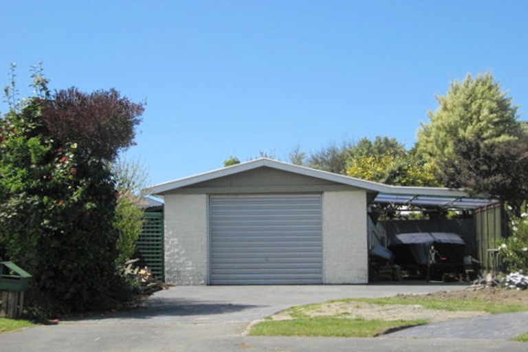 Photo of property in 15 Lacy Gate Place, Woodend, 7610