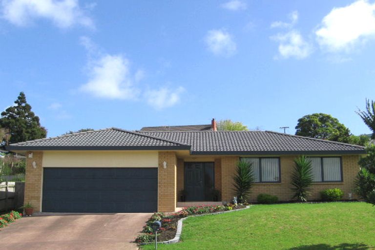 Photo of property in 32 Millstream Drive, Henderson, Auckland, 0610